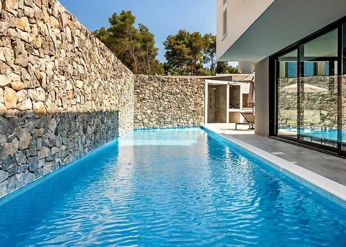 Petra סוטיבאן