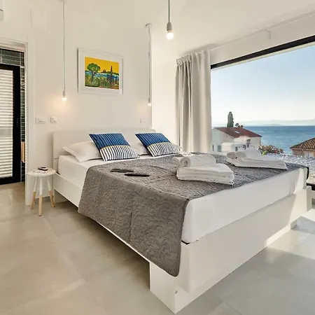Petra Villa Sutivan