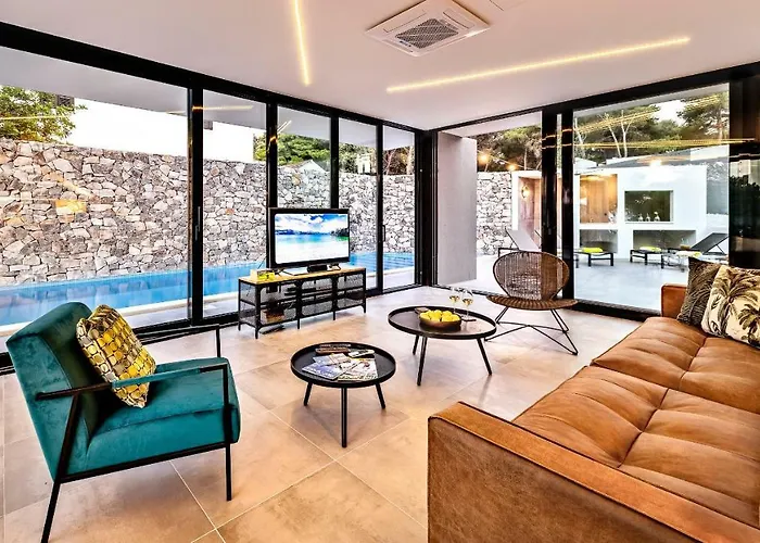 Petra Villa Sutivan